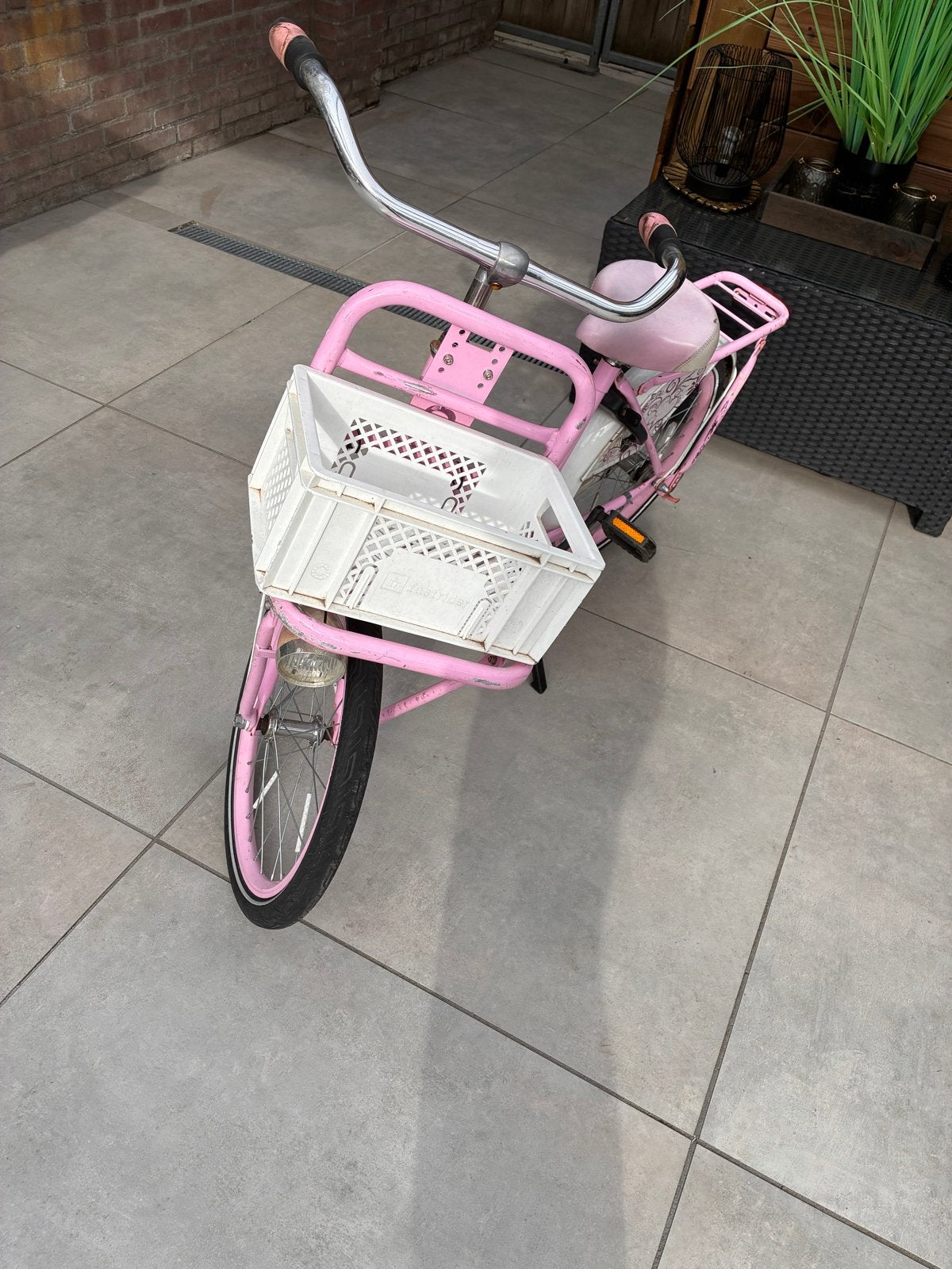 Roze Spirit kinderfiets met mandje - 20 inch, Ophalen, Gebruikt, Terugtraprem, 20 inch of meer