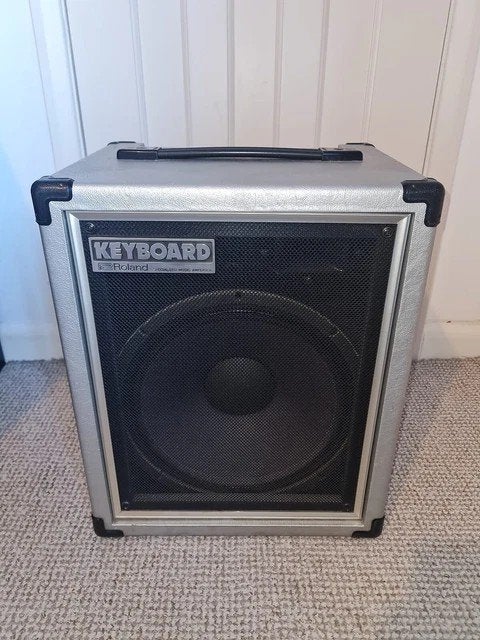Roland Cube 60 Keyboard Versterker, Ophalen of Verzenden, Gebruikt, Minder dan 500 watt, Keyboardversterker