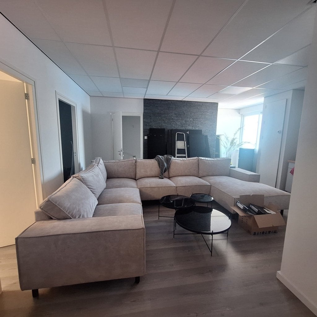 Grote L-bank creme – moderne look ( 4 meter), Ophalen, Hoekbank, 300 cm of meer, Zo goed als nieuw