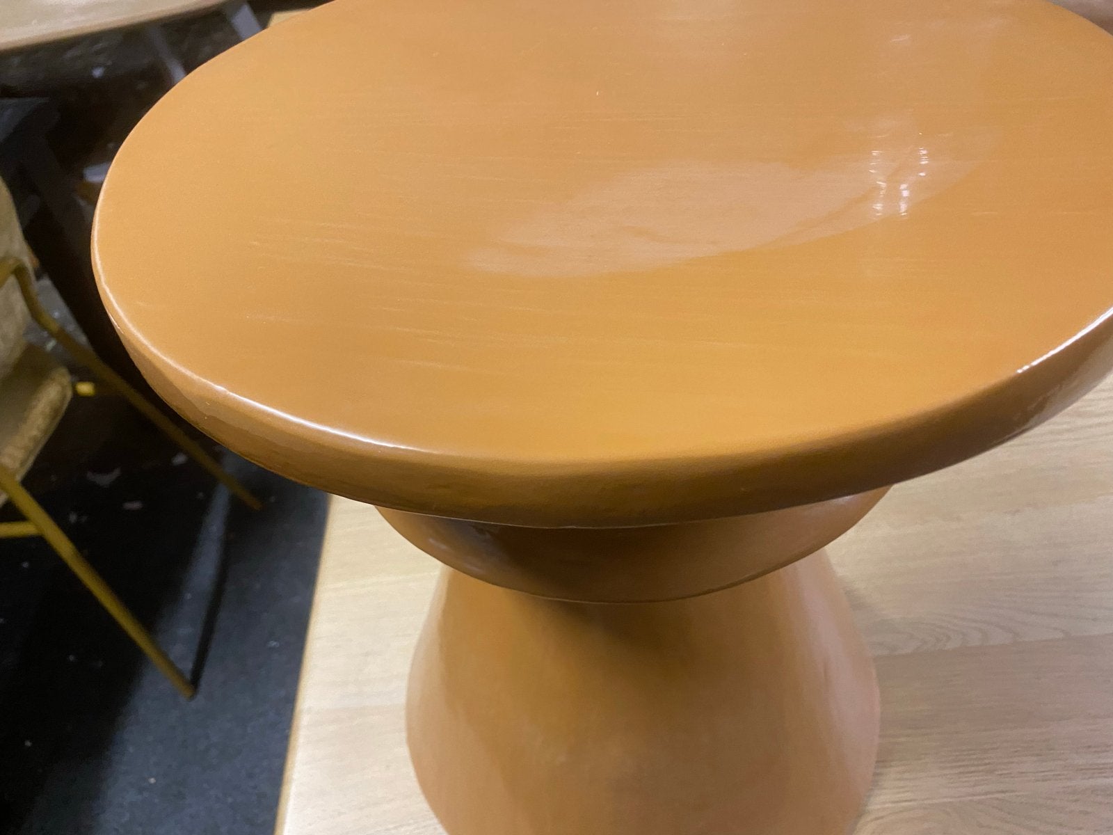 Bijzettafel Circolo 45 cm hoogglans oranje metaal, Ophalen, Minder dan 45 cm, Minder dan 55 cm, Metaal of Aluminium