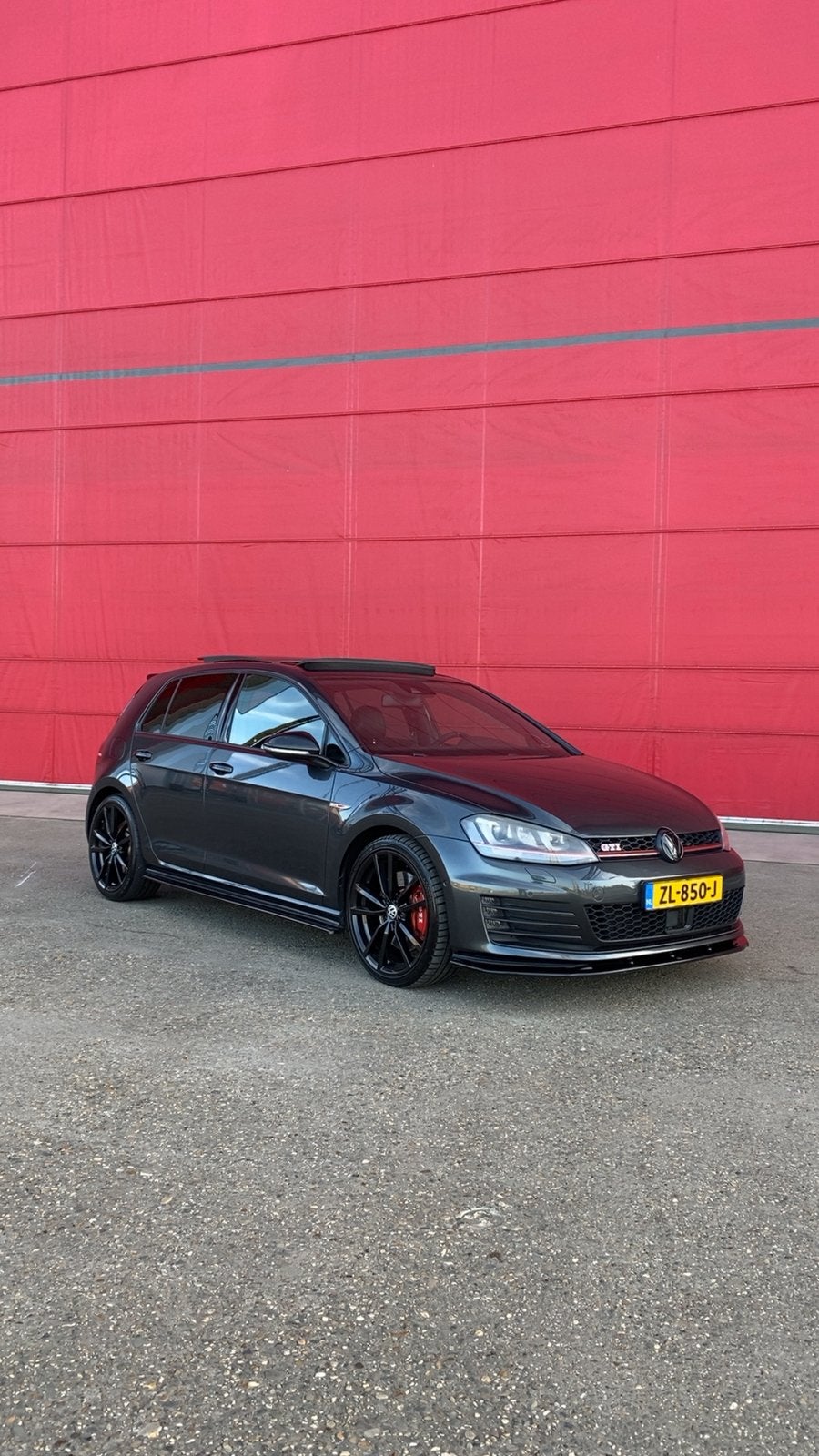 Volkswagen Golf 2.0 TSI 169KW 5D DSG 2014 Zwart, 4 cilinders, 1984 cc, Zwart, 1324 kg