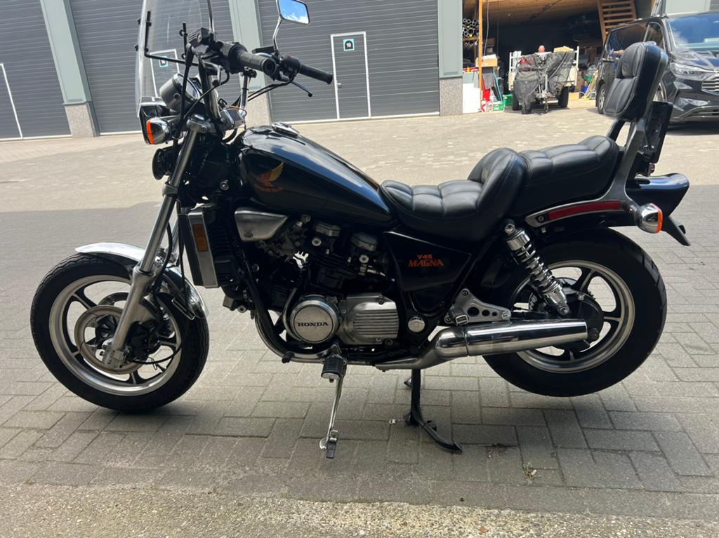 Honda Magna aangeboden, Motoren, Onderdelen | Honda, Ophalen of Verzenden