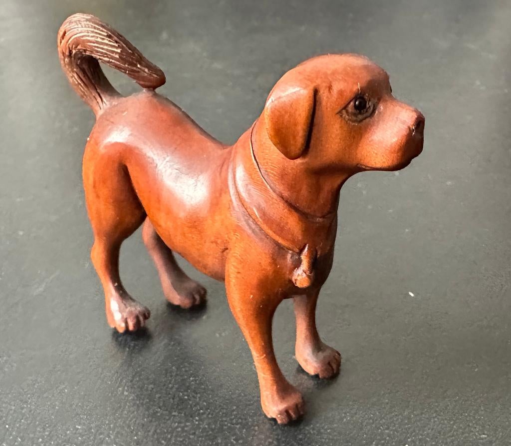 Houten Netsuke van een hond Japan, Verzamelen, Ophalen of Verzenden, Nieuw, Hond of Kat, Beeldje of Figuurtje