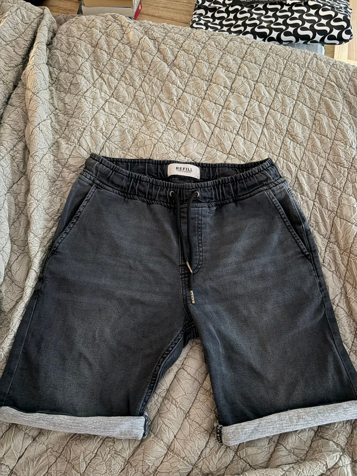Jogg jeans short zwart S, Ophalen of Verzenden, Zo goed als nieuw, Zwart, Overige jeansmaten