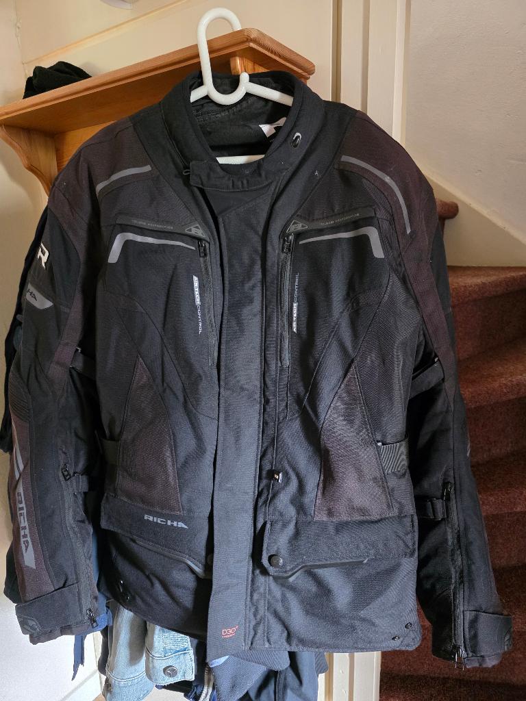 Richa Infinity motorjas maat 6XL valt als gewoon 4XL, Motoren, Kleding | Motorkleding, Ophalen of Verzenden, Tweedehands, Jas | textiel