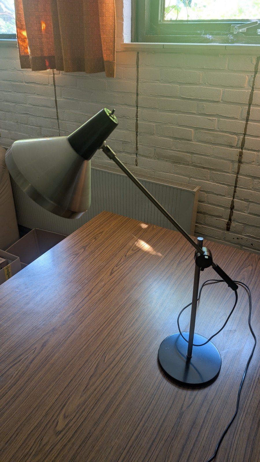 Stijlvolle Retro Bureaulamp - Verstelbaar en Tijdloos Design, Huis en Inrichting, Ophalen, Bureaulamp, Gebruikt, Overige merken