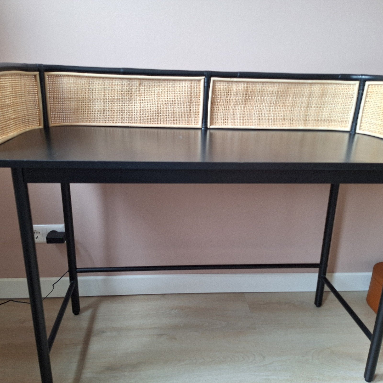 Bureau Pepijn, zwart met webbing, Ophalen, Zwart, Zo goed als nieuw, Overige merken