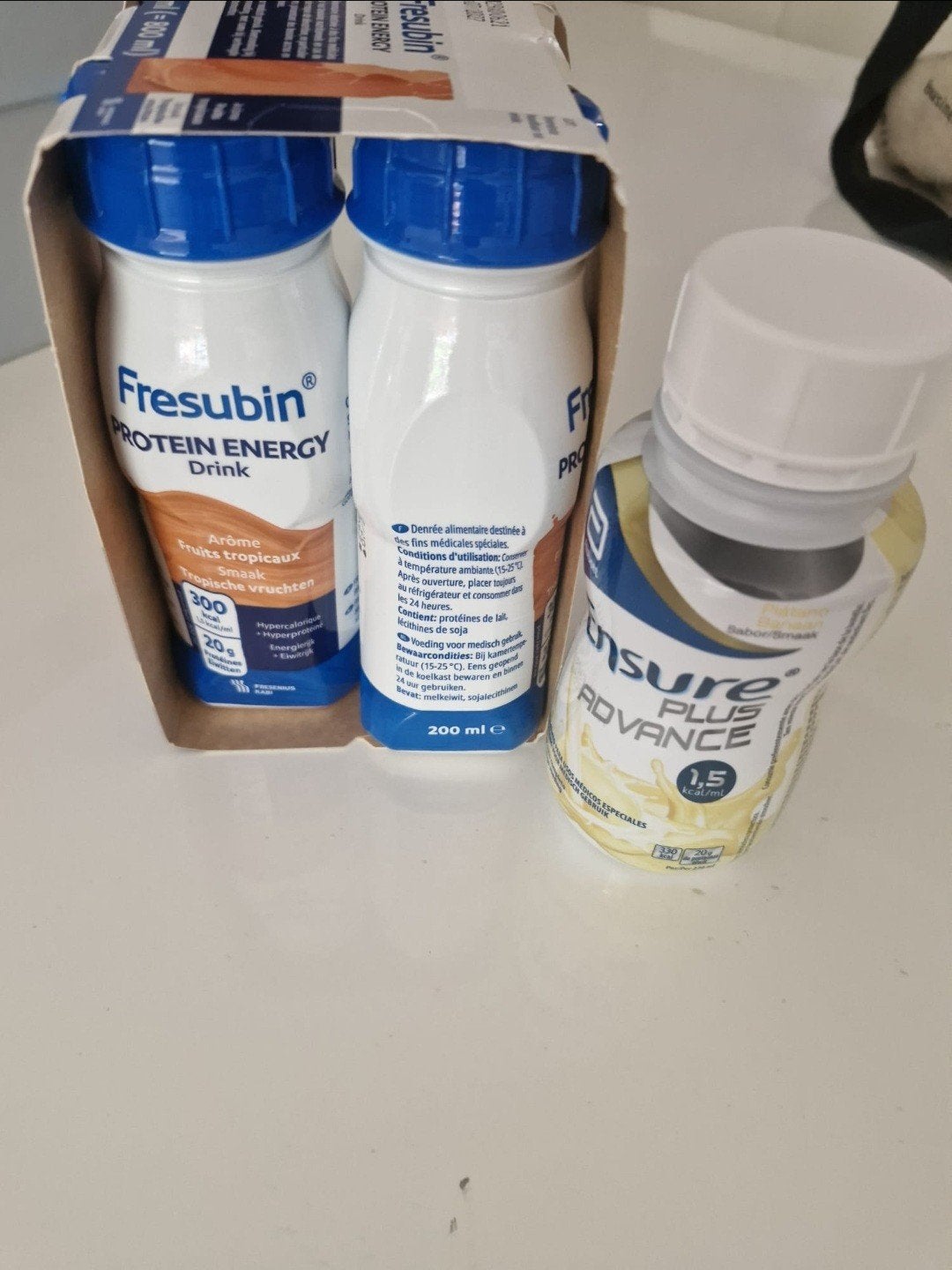 Te kooo.flesjes nutricia compact protein in de smaken fruit, Ophalen