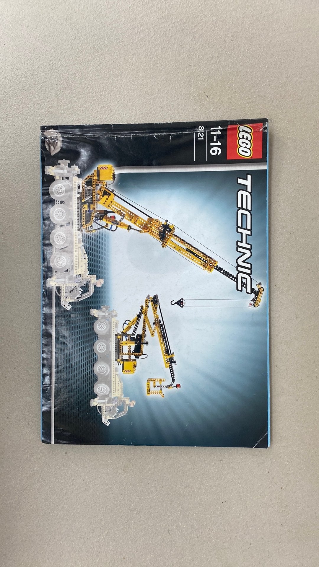 Foto 5 van Lego 8421 Technic Truck kraan