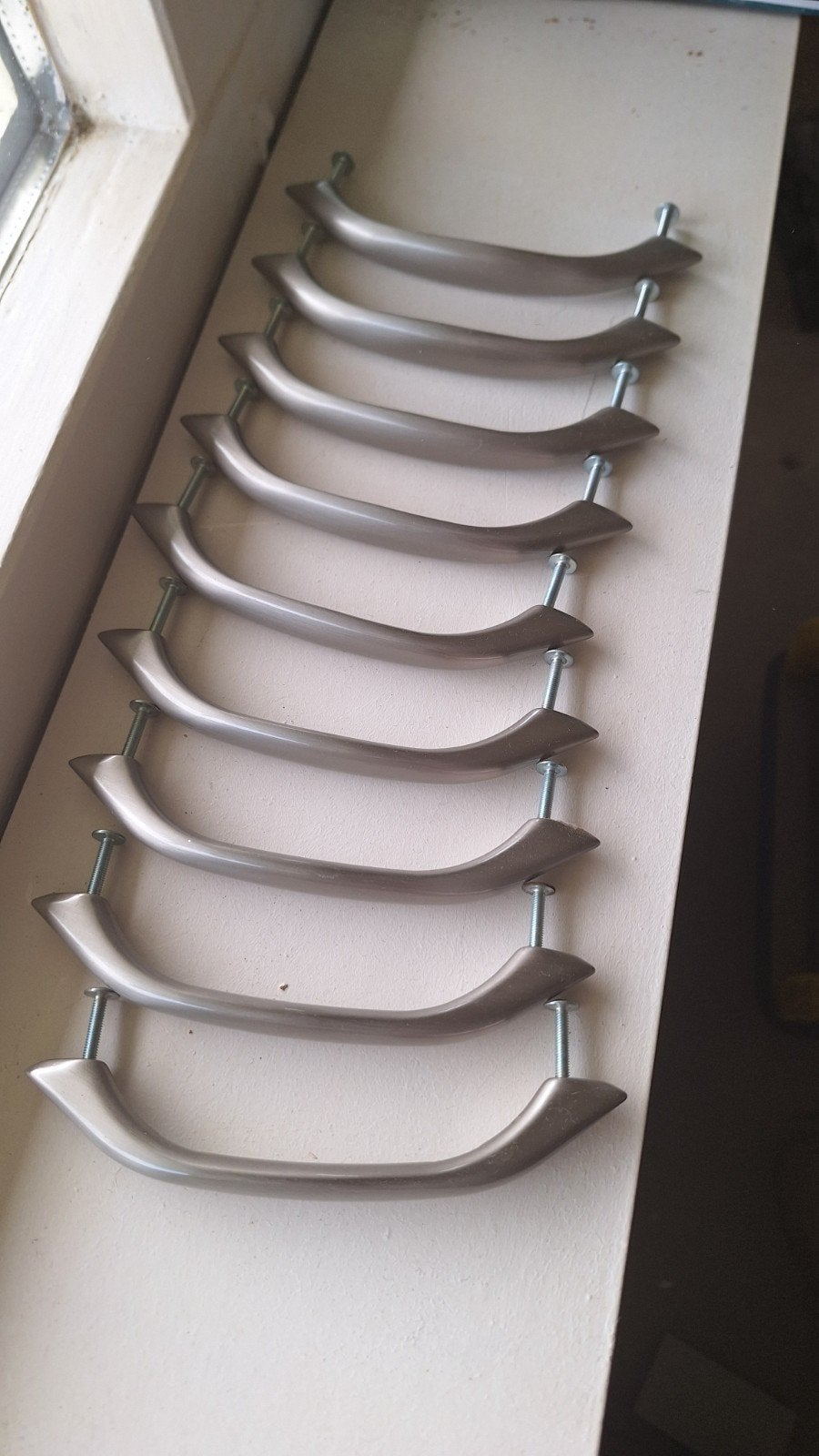 9x Handgreep Bruynzeel geborsteld 128mm nieuwstaat, Ophalen of Verzenden, Gebruikt, Overige materialen, Klink of Kruk