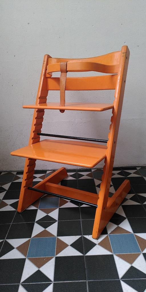 Stokke Tripp Trapp kinderstoel, Kinderen en Baby's, Kinderstoelen, Ophalen, Gebruikt, Meegroeistoel, Gordel(s)