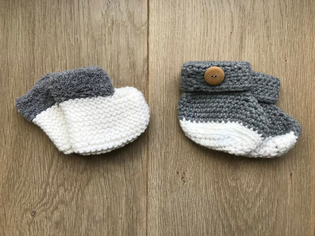 2 paar nieuwe zachte new born sokjes/slofjes, Ophalen of Verzenden, Nieuw, Jongetje of Meisje, Sokjes