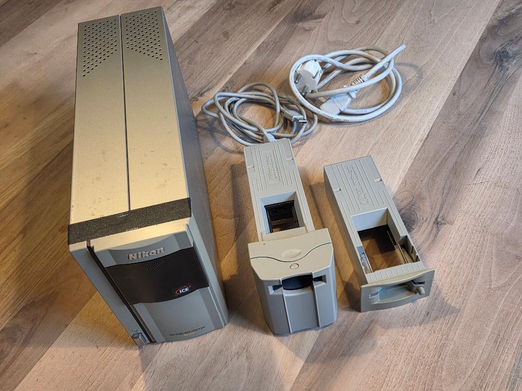 Nikon Coolscan IV incl 2x adapters, Computers en Software, Ophalen of Verzenden, Gebruikt