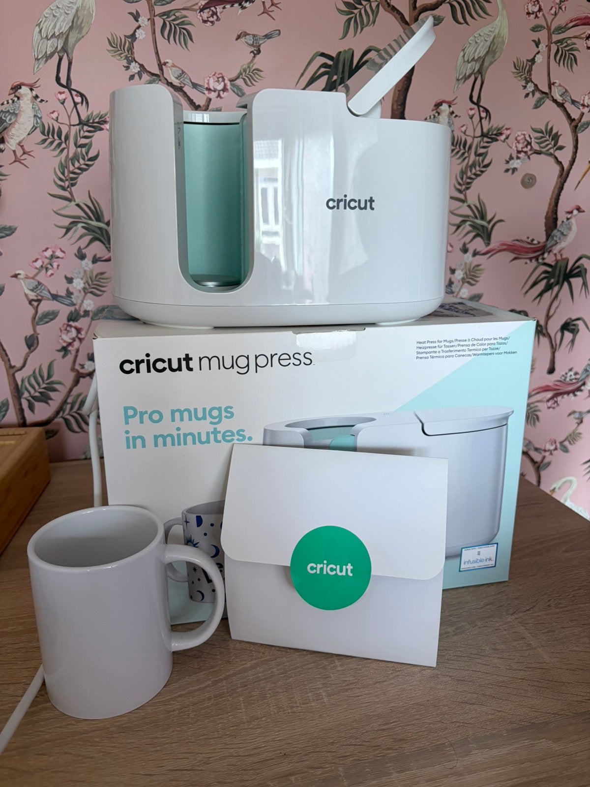 Cricut Mugpress in hele goede staat, met doos en mok, Ophalen, Zo goed als nieuw, Overige typen, Cricut