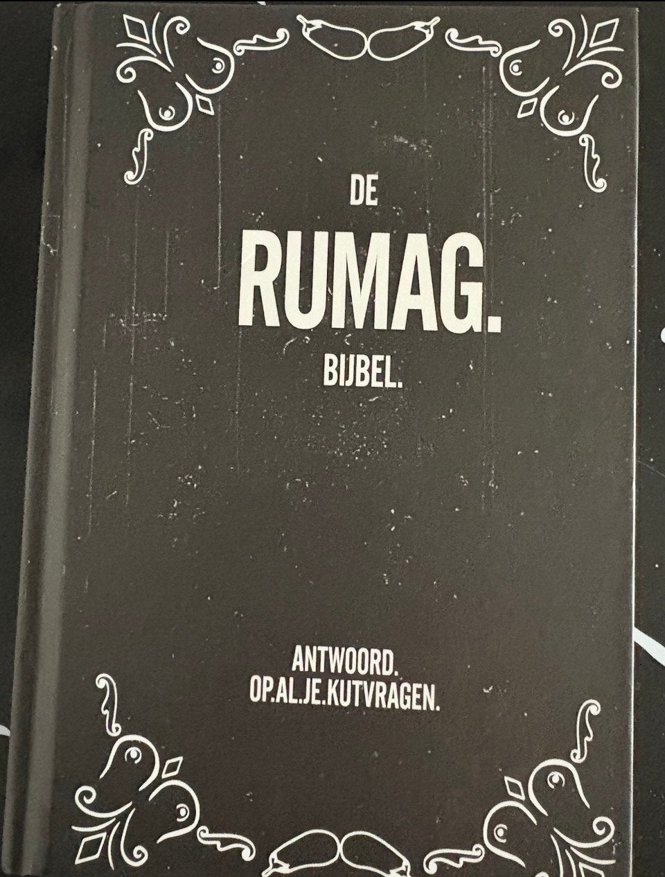 Rumag - De Rumag bijbel, Rumag, Ophalen of Verzenden, Zo goed als nieuw, Mode algemeen