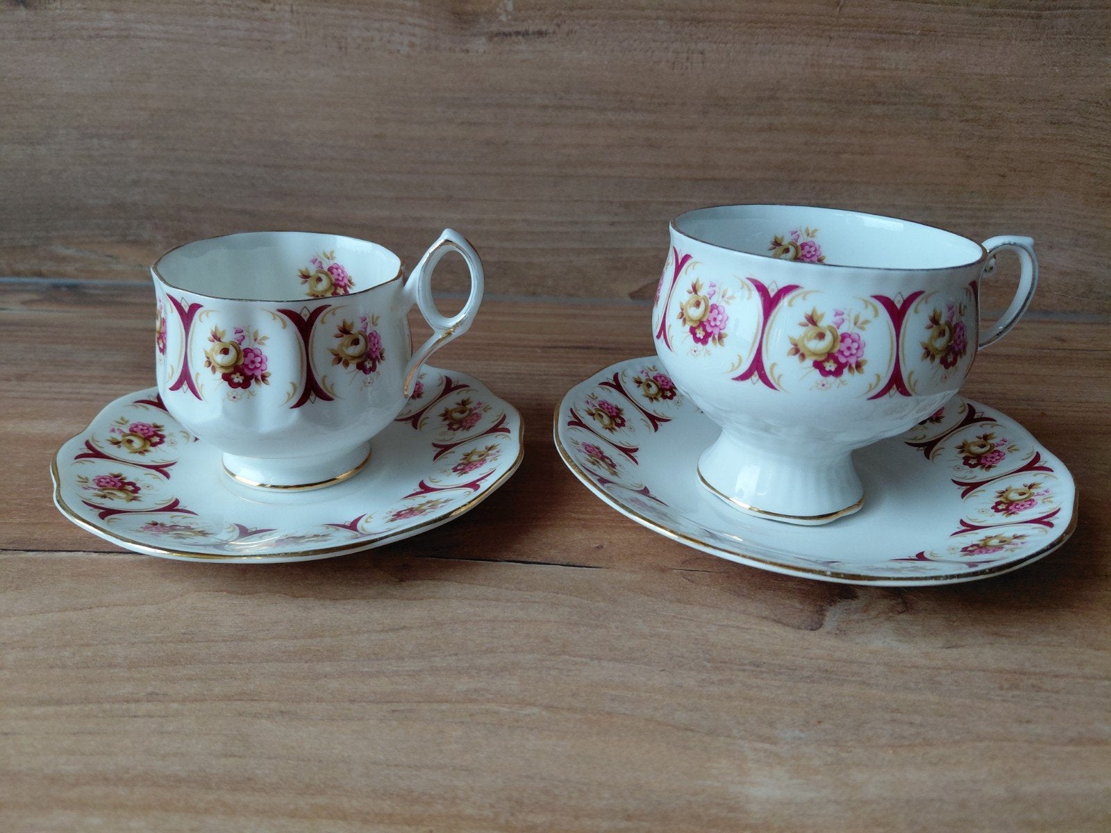 Rosina Fine Bone China kop en schotel set, Made in England, Antiek en Kunst, Ophalen of Verzenden