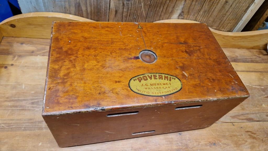 Poverni aardstralen kistje J.G.Mieremet Wassenaar., Ophalen of Verzenden