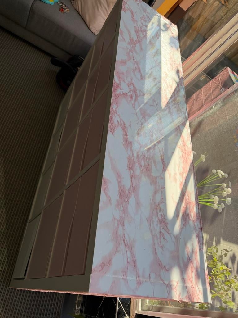IKEA Kallax kast met lades en deuren, roze marmerlook, Ophalen, Gebruikt, 100 tot 150 cm, Met lade(s)