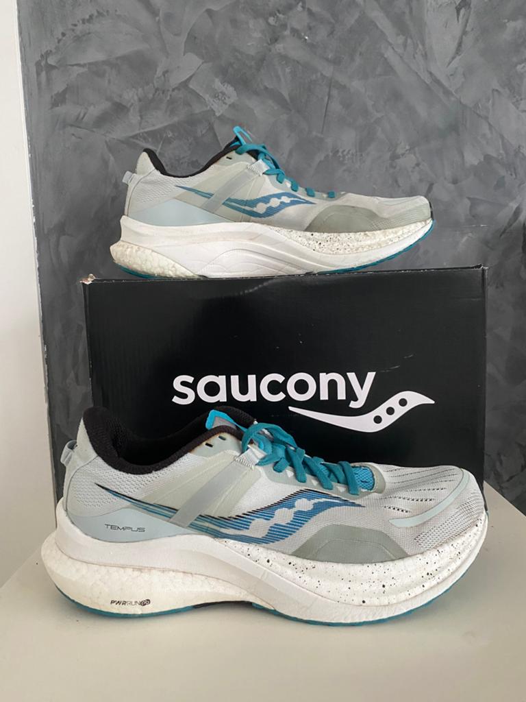 Saucony Tempus hardloopschoenen running sport loopschoen 42, Sport en Fitness, Loopsport en Atletiek, Ophalen of Verzenden, Zo goed als nieuw