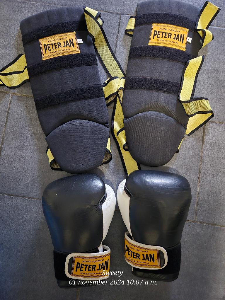 box artikel, Ophalen of Verzenden, Gebruikt, Bokshandschoenen