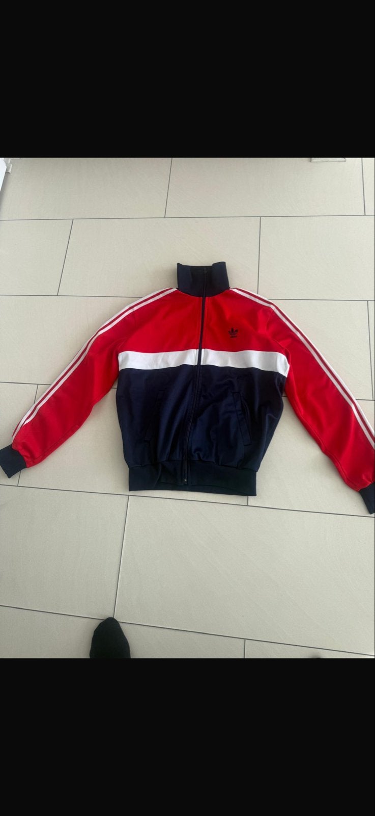 Vintage Adidas trainingsjack jaren '80 - Zo goed als nieuw, Ophalen of Verzenden, Zo goed als nieuw, Maat 52/54 (L), Rood