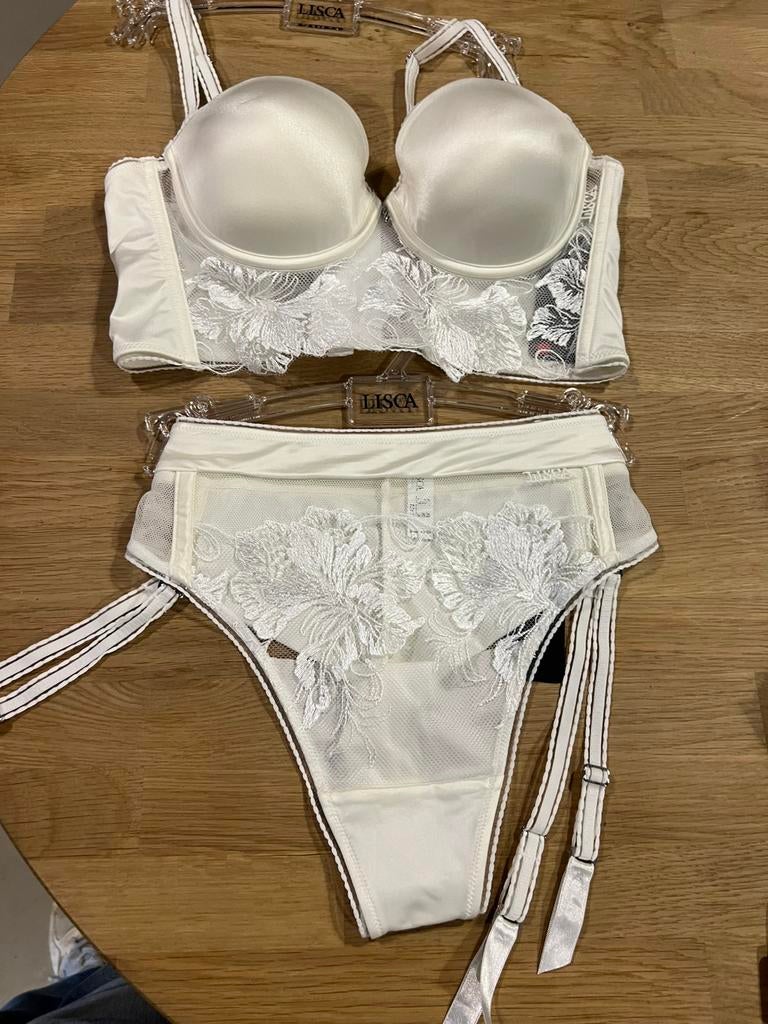 Lisca bh 75B string jarretels 38 NIEUW!! Nieuwprijs €132,80, Kleding | Dames, Ophalen of Verzenden, Setje