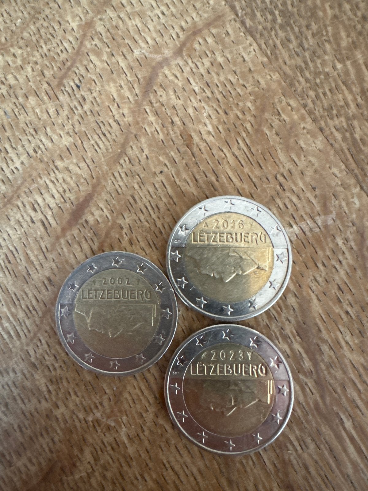 3x Luxemburgse 2 euro munten - 2002, 2016, 2023, Postzegels en Munten, Ophalen of Verzenden, Luxemburg, 2 euro, Setje