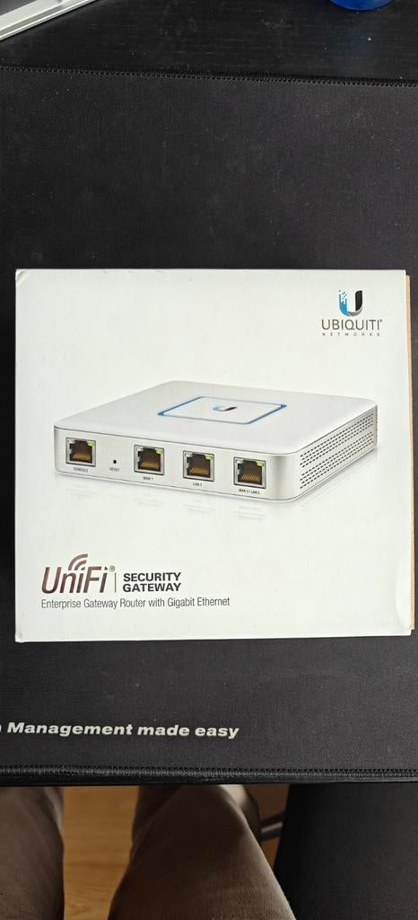 Ubiquiti UniFi Security Gateway (USG) Router, Computers en Software, Routers en Modems, Ophalen of Verzenden, Zo goed als nieuw