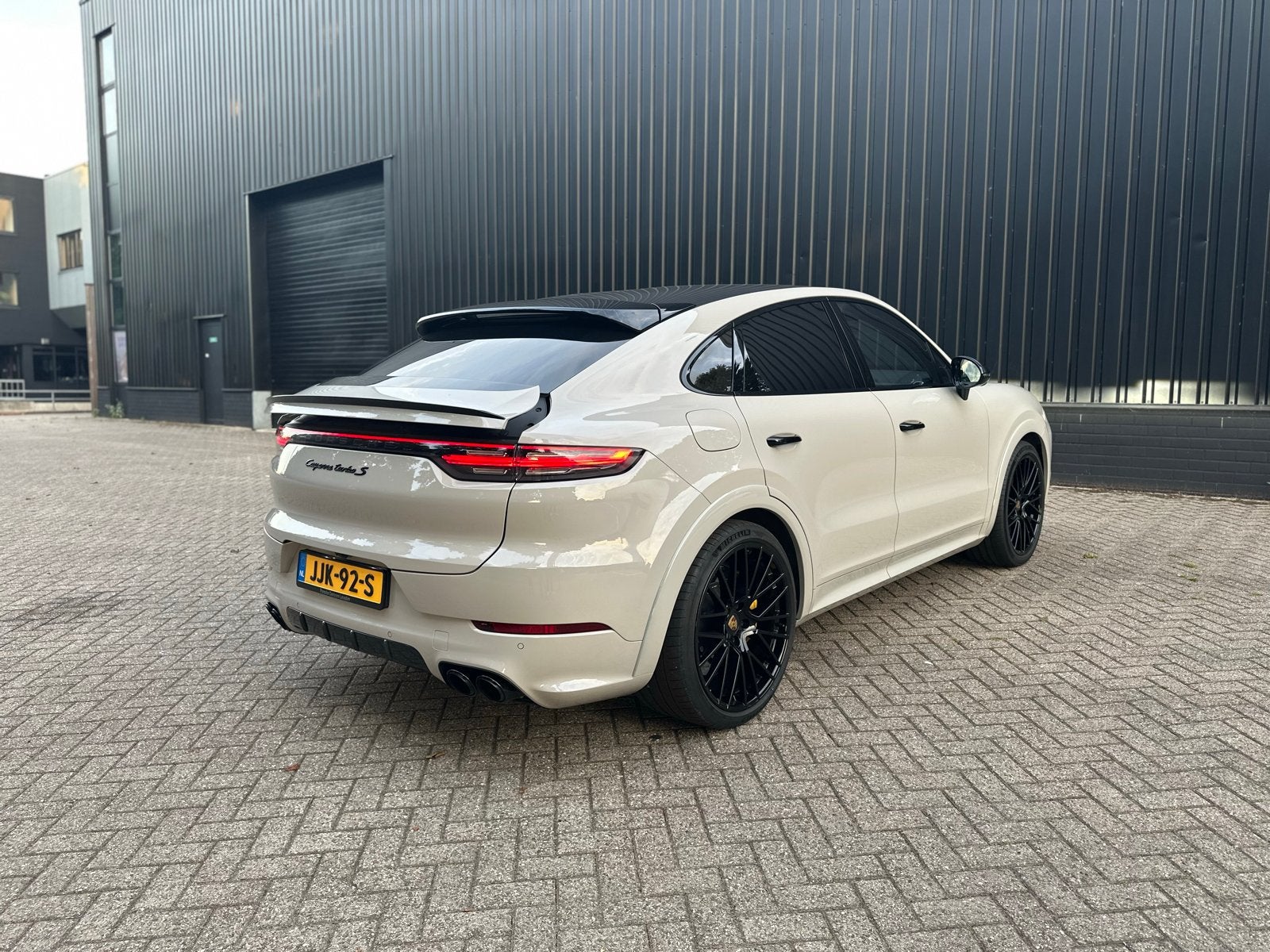 Porsche Cayenne coupe turbo s 4.0 V8 680pk/ppf/keramisch, Automaat, Cayenne, 4 stoelen, 3000 kg