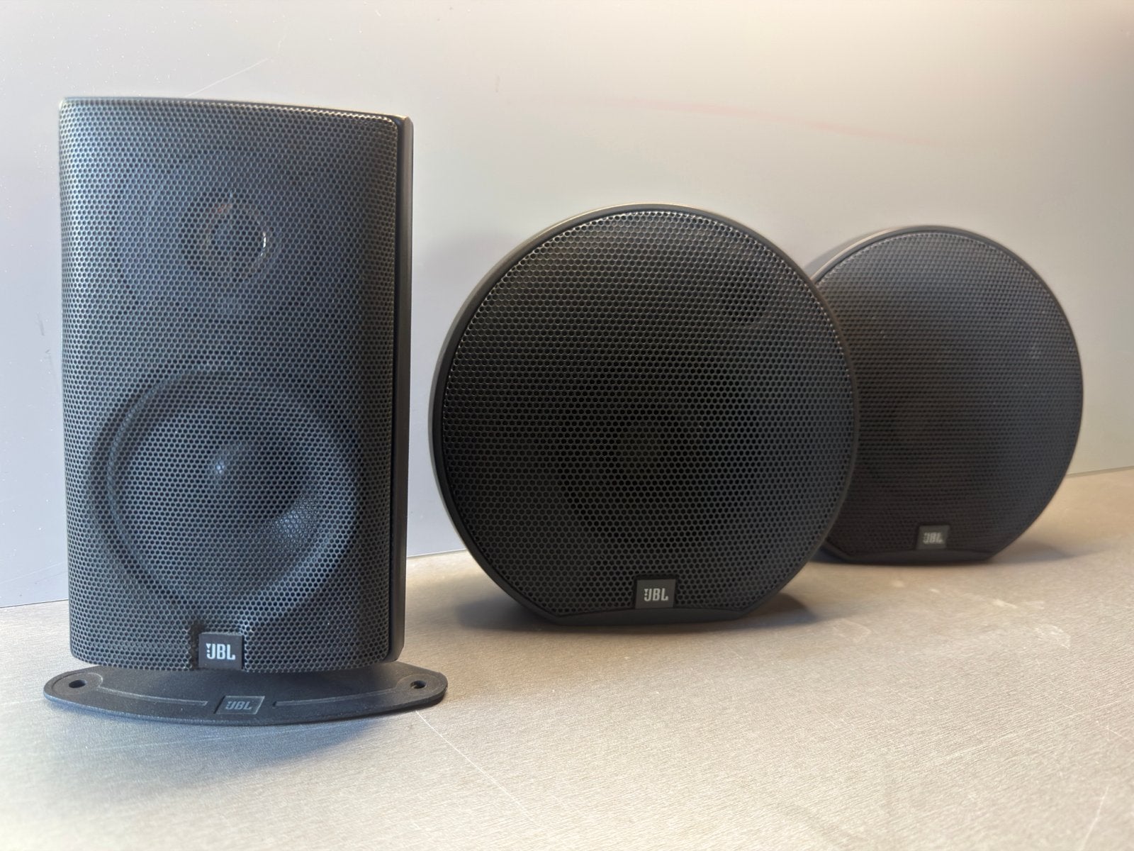 JBL Surround Speakerset - 2x rond, 1x rechthoekig, Ophalen, Gebruikt, JBL, Surroundset