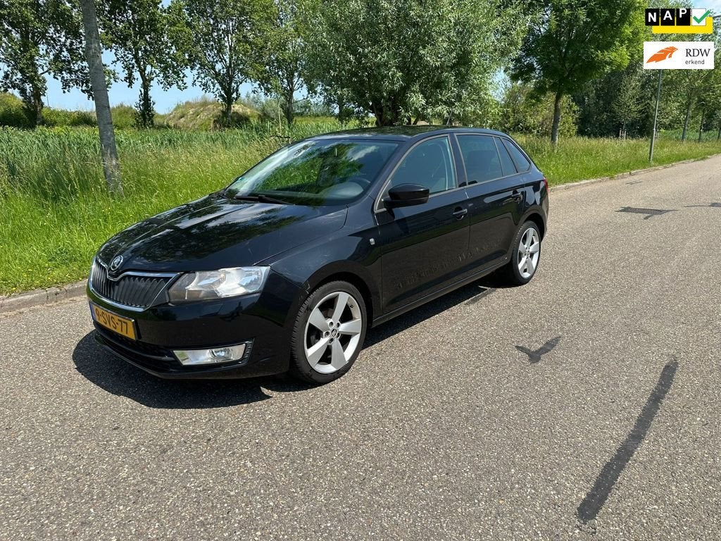 Skoda Rapid Spaceback 1.2 TSI Greentech Elegance Businesslin, Auto's, Voorwielaandrijving, Euro 5, 86 pk, 4 cilinders
