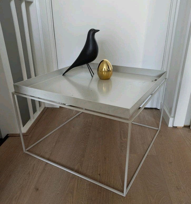 Hay Tray salontafel 60x60 beige grijs Design tafeltje, Minder dan 45 cm, Gebruikt, Metaal of Aluminium, Vierkant
