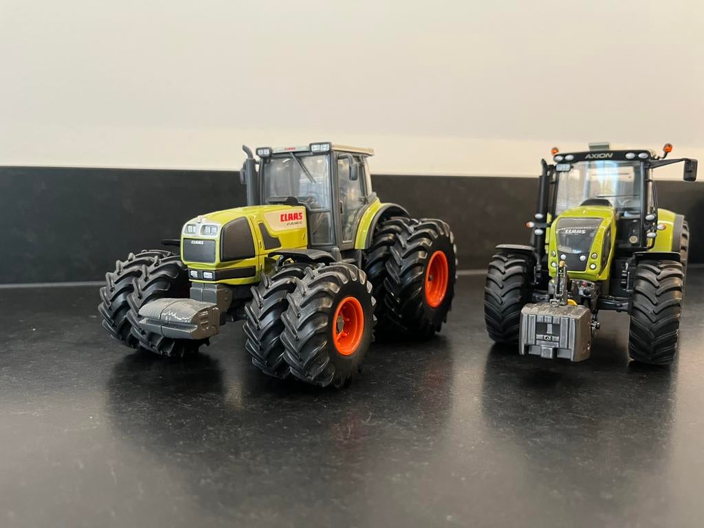 Claas 946 en een Claas 850, Ophalen of Verzenden, Zo goed als nieuw, Tractor of Landbouw, Universal Hobbies