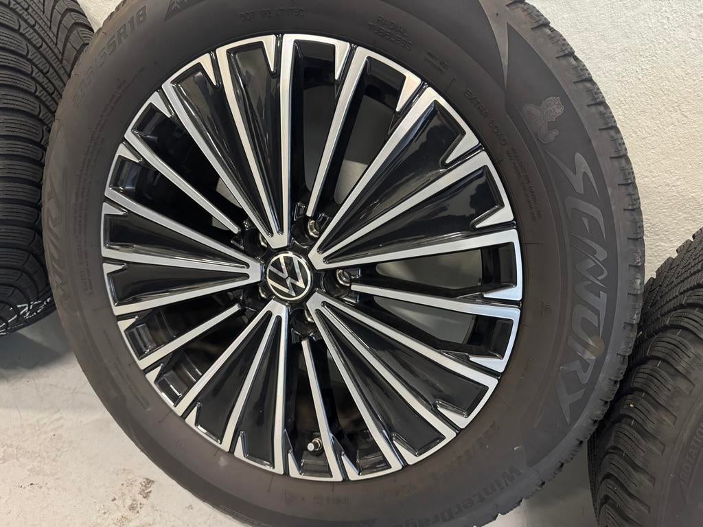 VW Tiguan/Tayron Napoli 18 inch velgen z.g.a.n., Auto-onderdelen, Ophalen, 18 inch, Gebruikt, Banden en Velgen