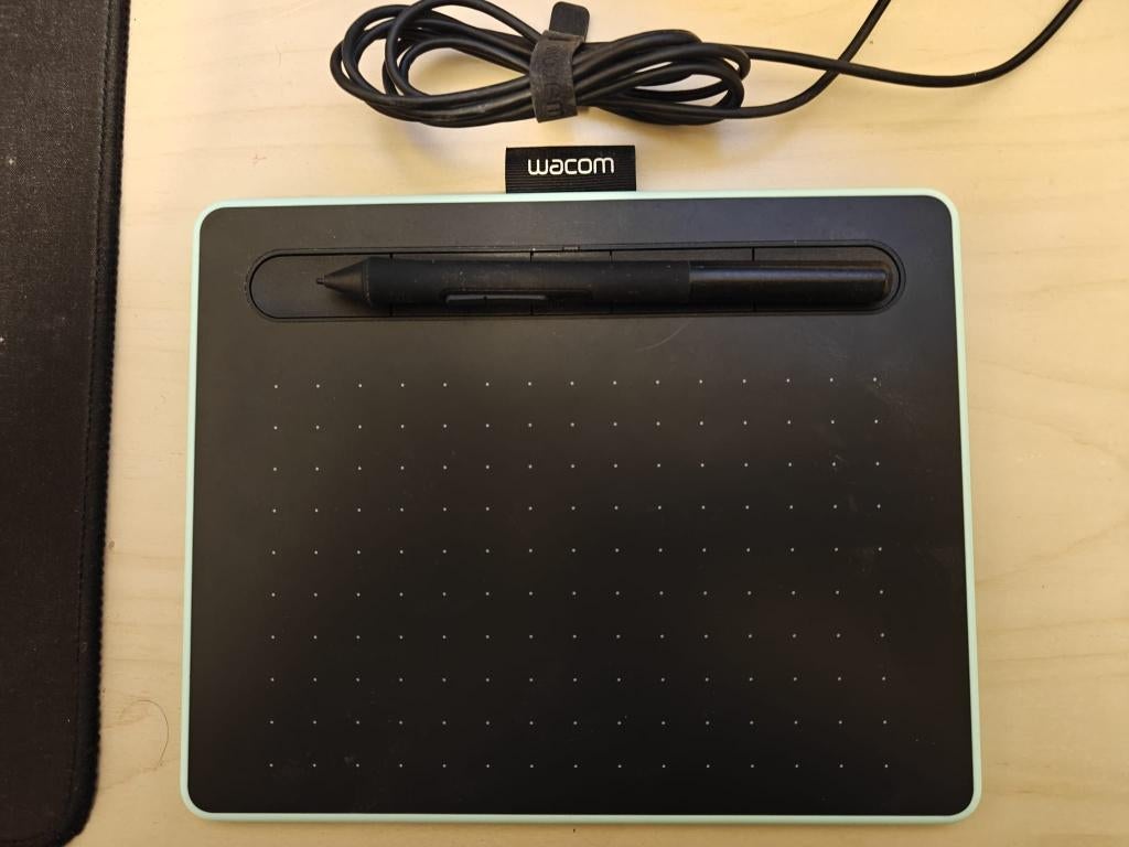 Wacom Intuos S Bluetooth wireless drawing tablet, Multi-touch, Ophalen of Verzenden, Zo goed als nieuw, Draadloos