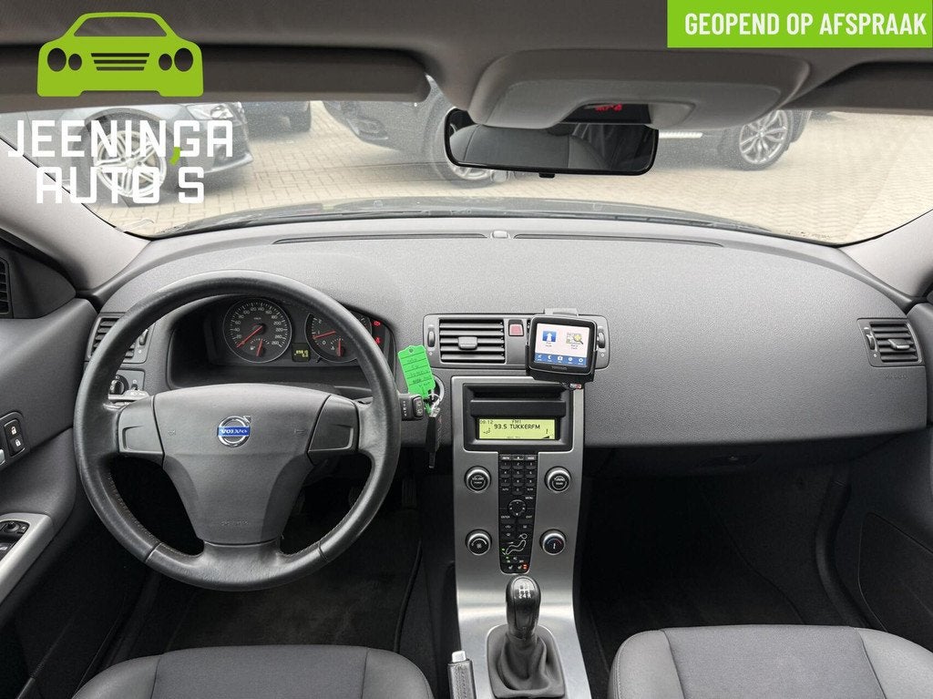 Volvo C30 1.8|Navi|Stoelverwarming|Opendak|Airco|Youngtimer, Gebruikt, Zwart, 4 cilinders, 4 stoelen