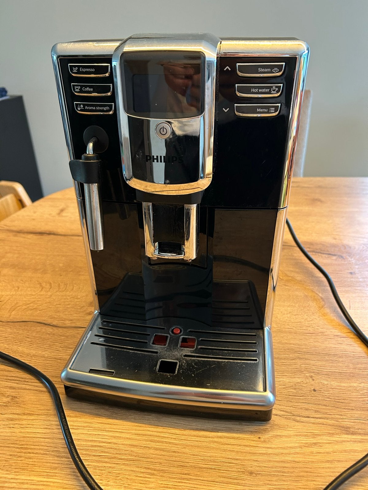 Philips Saeco Bonen Koffieapparaat - Volautomatisch, Witgoed en Apparatuur, Koffiezetapparaten, Afneembaar waterreservoir, Gebruikt