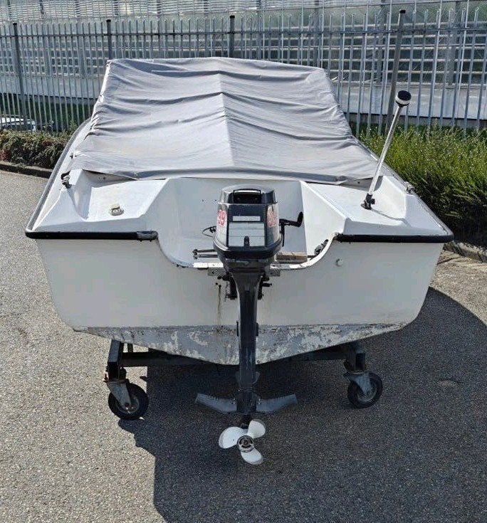 Foto 7 van leuk speedbootje, tourbootje met 9,9pk Tohatsu elektrische