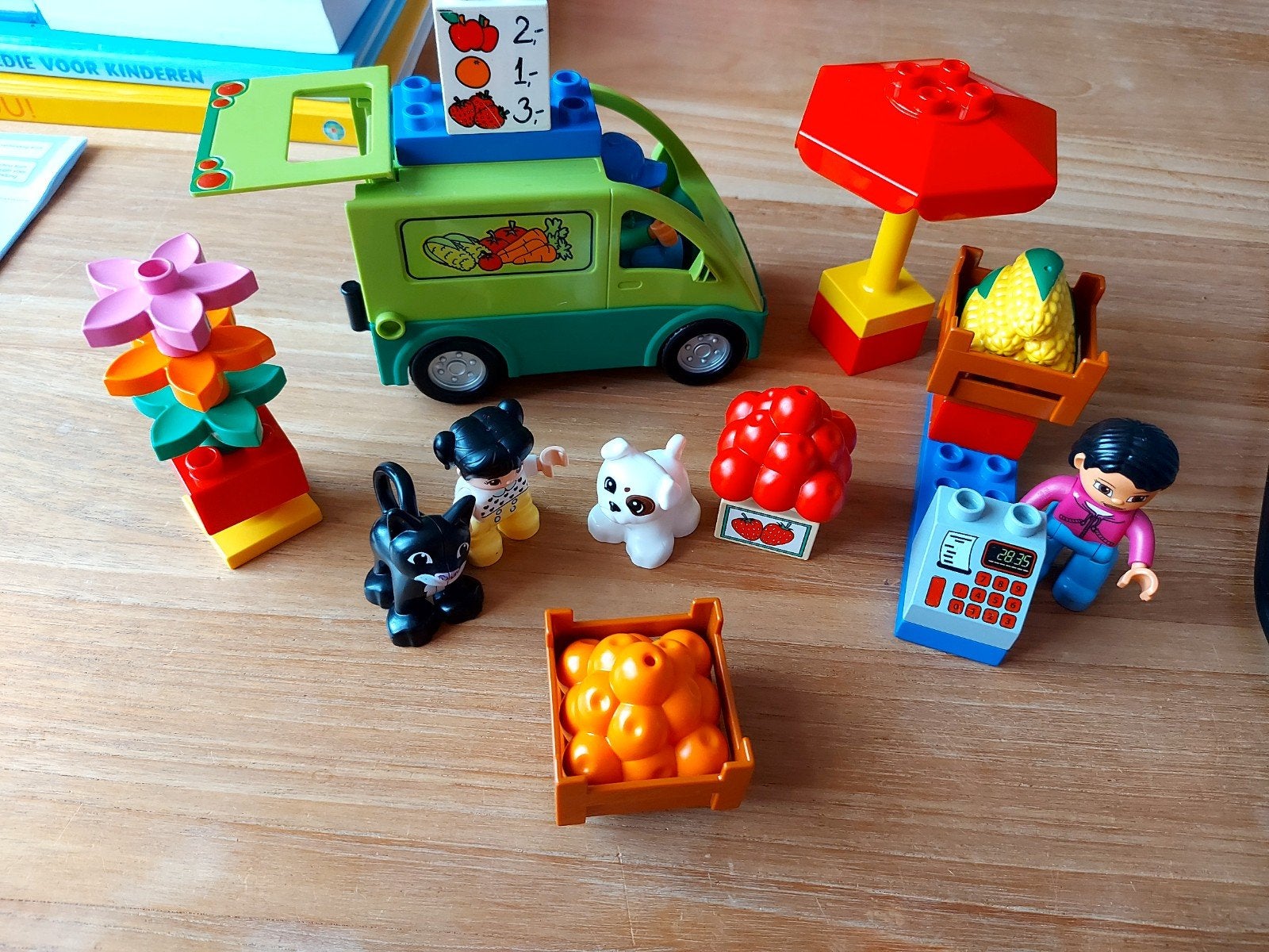 Lego Duplo groenteboer met wagen en kratten fruit enz, Ophalen of Verzenden, Zo goed als nieuw, Duplo
