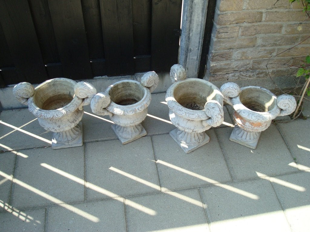 TUIN POTTEN, Ophalen, Rond, Binnen, Aardewerk