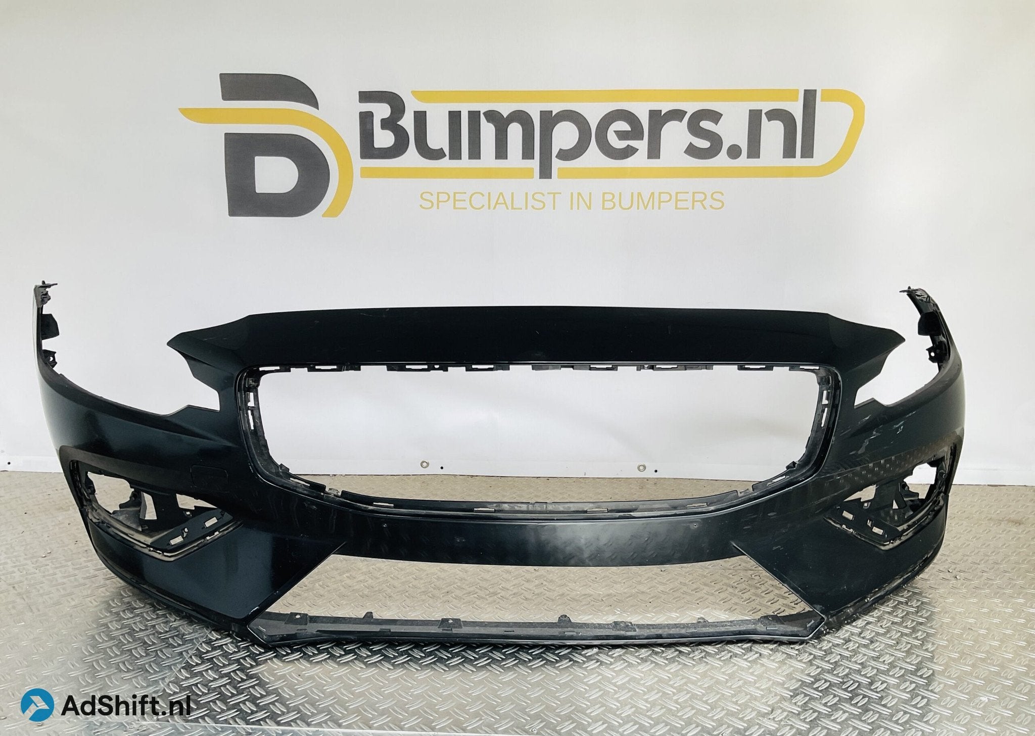 Bumper Volvo S60 V60 2018-2022 31690589 Voorbumper 1-E3-1338, Auto-onderdelen, Bumper