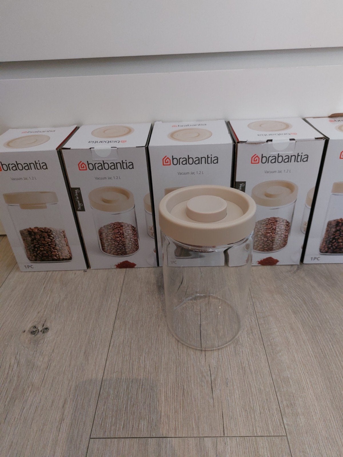 Brabantia Vacuüm Voorraadpot 1.2L - Nieuw in doos, Beige, Glas, Nieuw, Ophalen of Verzenden