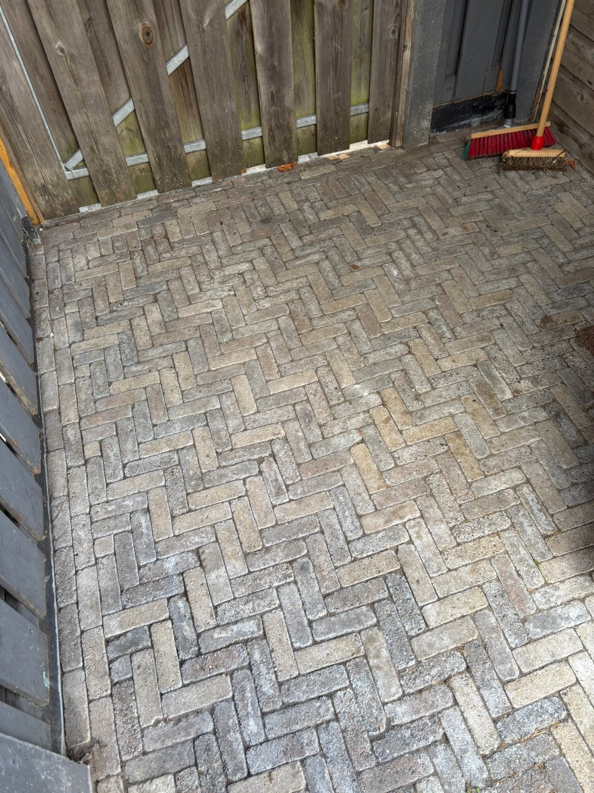 GRATIS beton klinkers 22.5 m2, Ophalen, Zo goed als nieuw, Beton, Klinkers