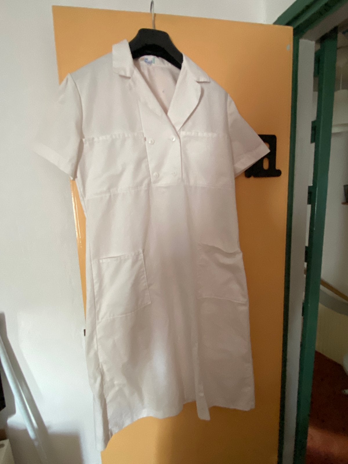 Verpleegster uniform 2x, Ophalen of Verzenden, Zo goed als nieuw