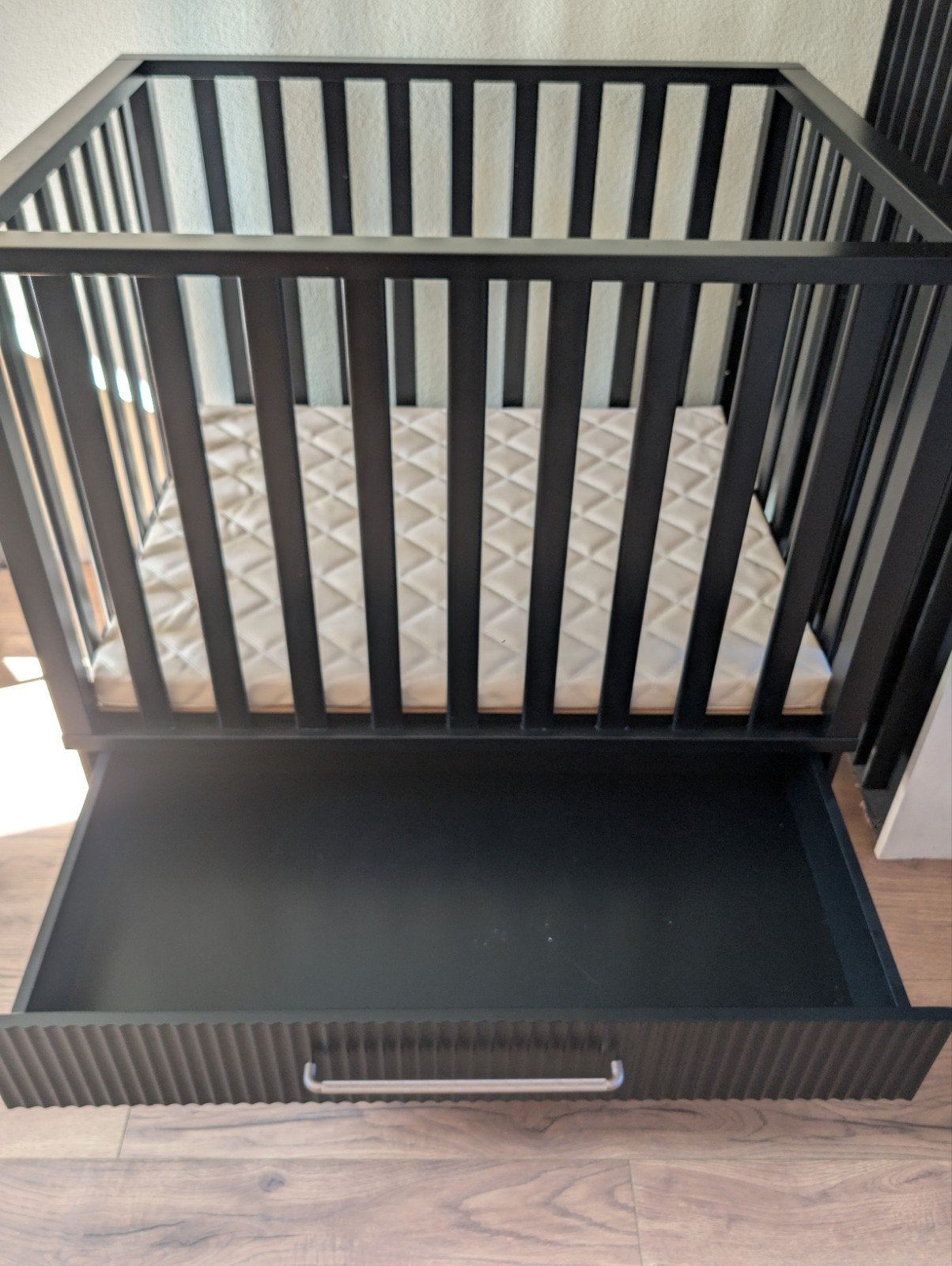 Matzwarte box "TWF Waves" + lade + nieuw matras + boxkleed!, Ophalen of Verzenden, Zo goed als nieuw, Vierkant, In hoogte verstelbaar