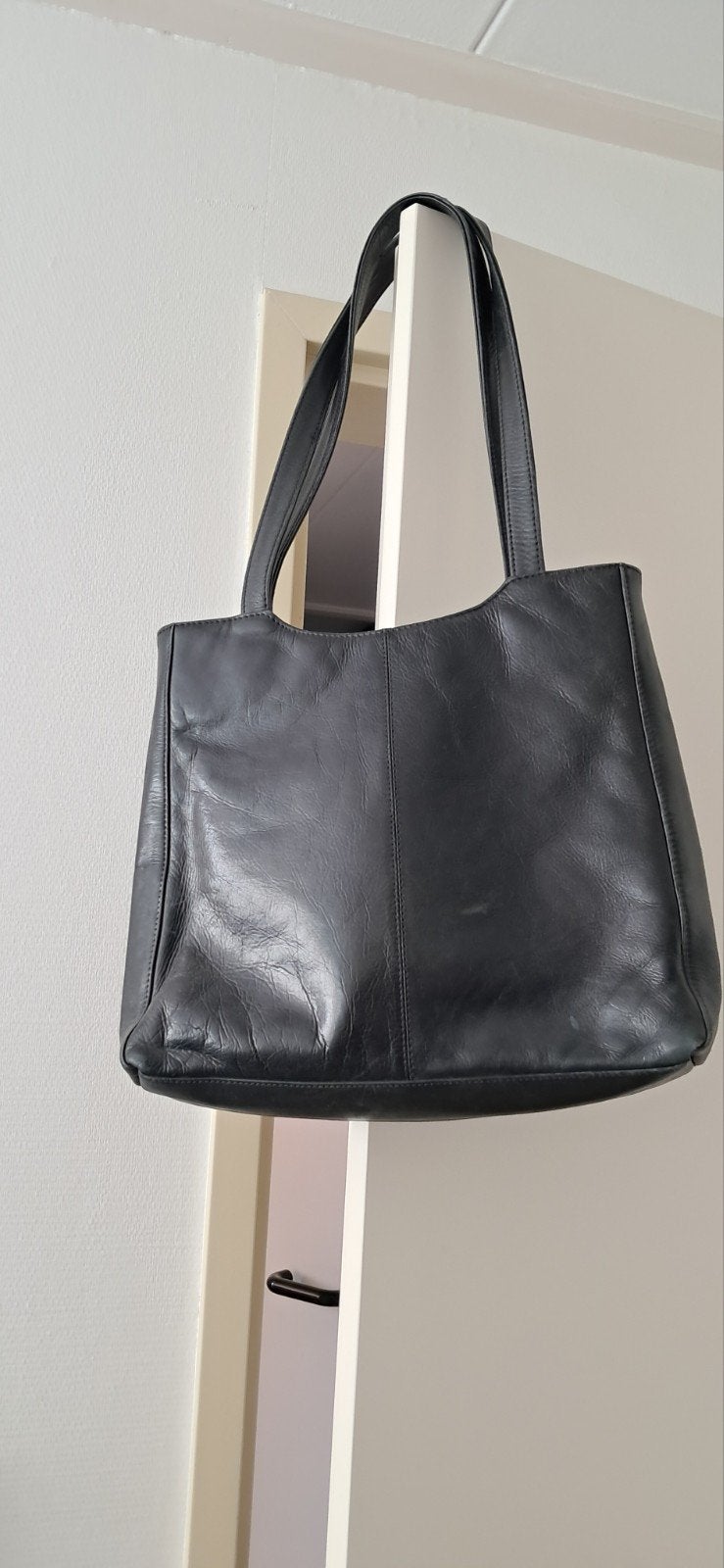 Zwarte leren shopper / handtas, Sieraden, Tassen en Uiterlijk, Ophalen of Verzenden, Gebruikt, Zwart, Shopper