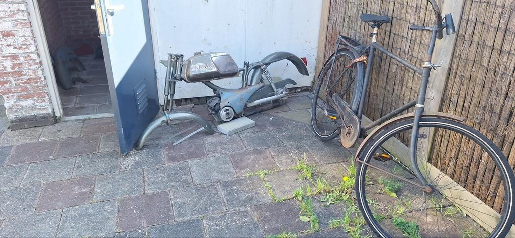 Peugeot BB3 Bromfiets Onderdelen - Opknapper, Fietsen en Brommers, Brommeronderdelen | Oldtimers, Ophalen of Verzenden, Gebruikt