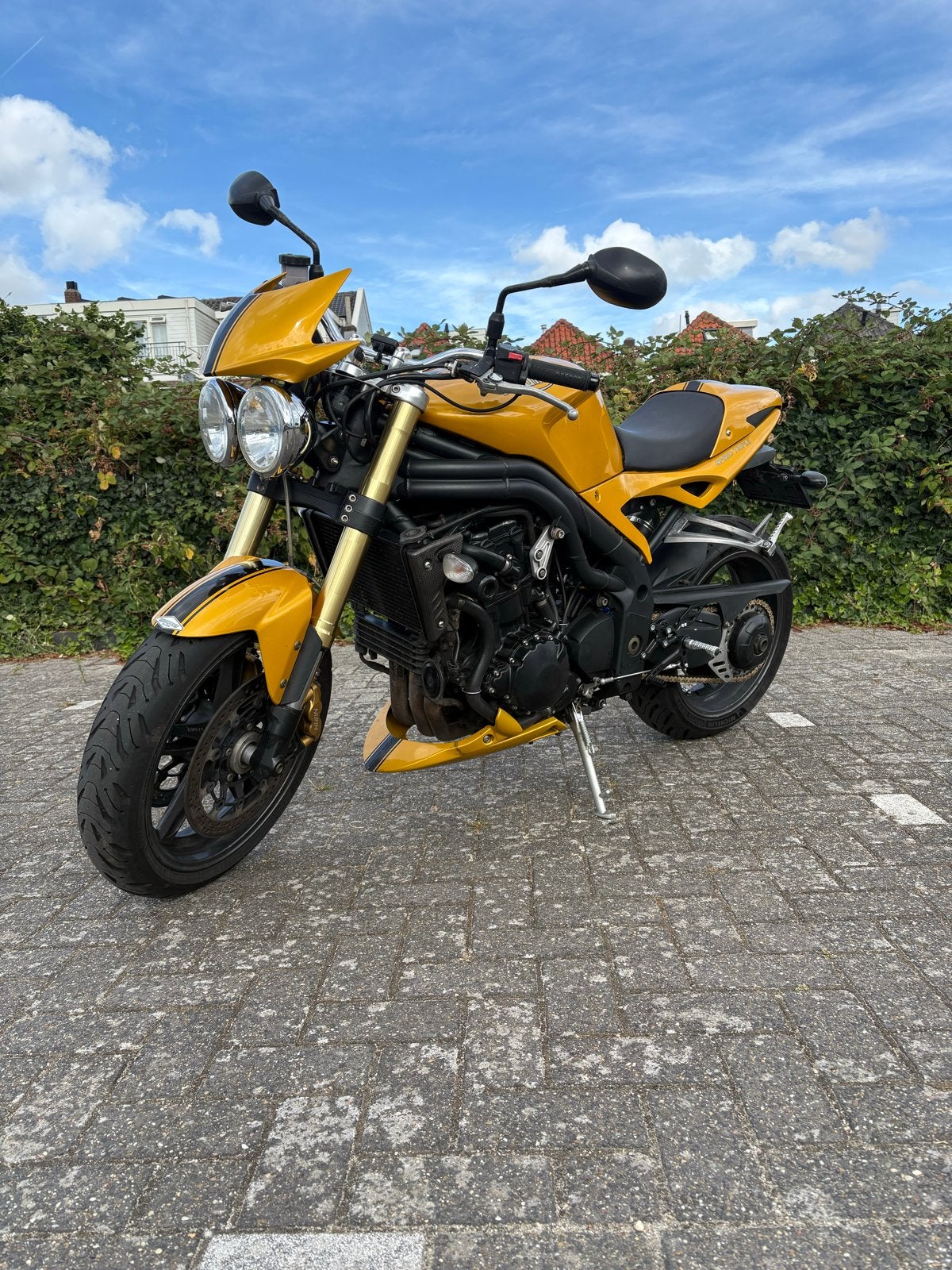 Triumph Speed Triple 1050 2006 - Scorched Yellow, Sportuitlaat, Motorrijbewijs A, Gebruikt, 3 cilinders