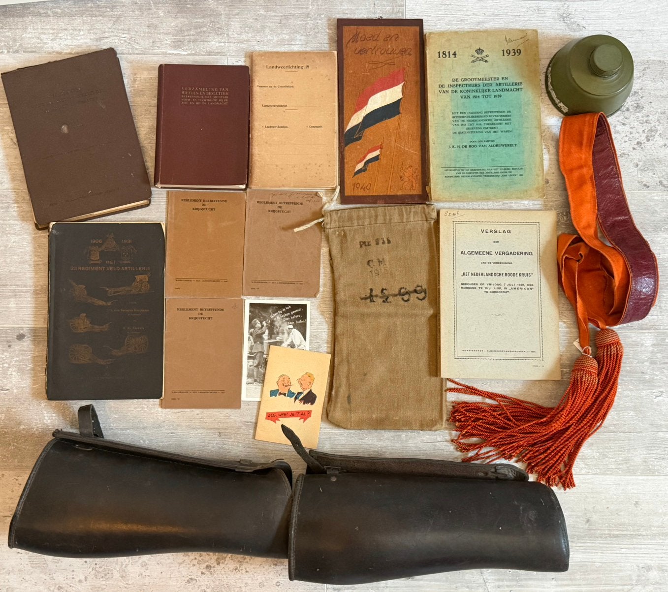 Nederlandse militaria oorlogstijd, Verzamelen, Militaria | Tweede Wereldoorlog, Verzenden, Nederland, Boek of Tijdschrift