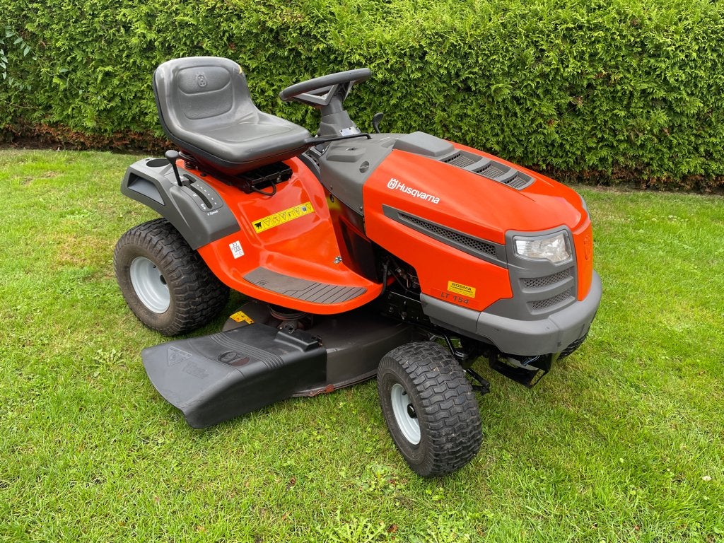 Husqvarna LT 154 Zitmaaier, Tuin en Terras, Ophalen, Gebruikt, Versnellingen, 90 tot 120 cm